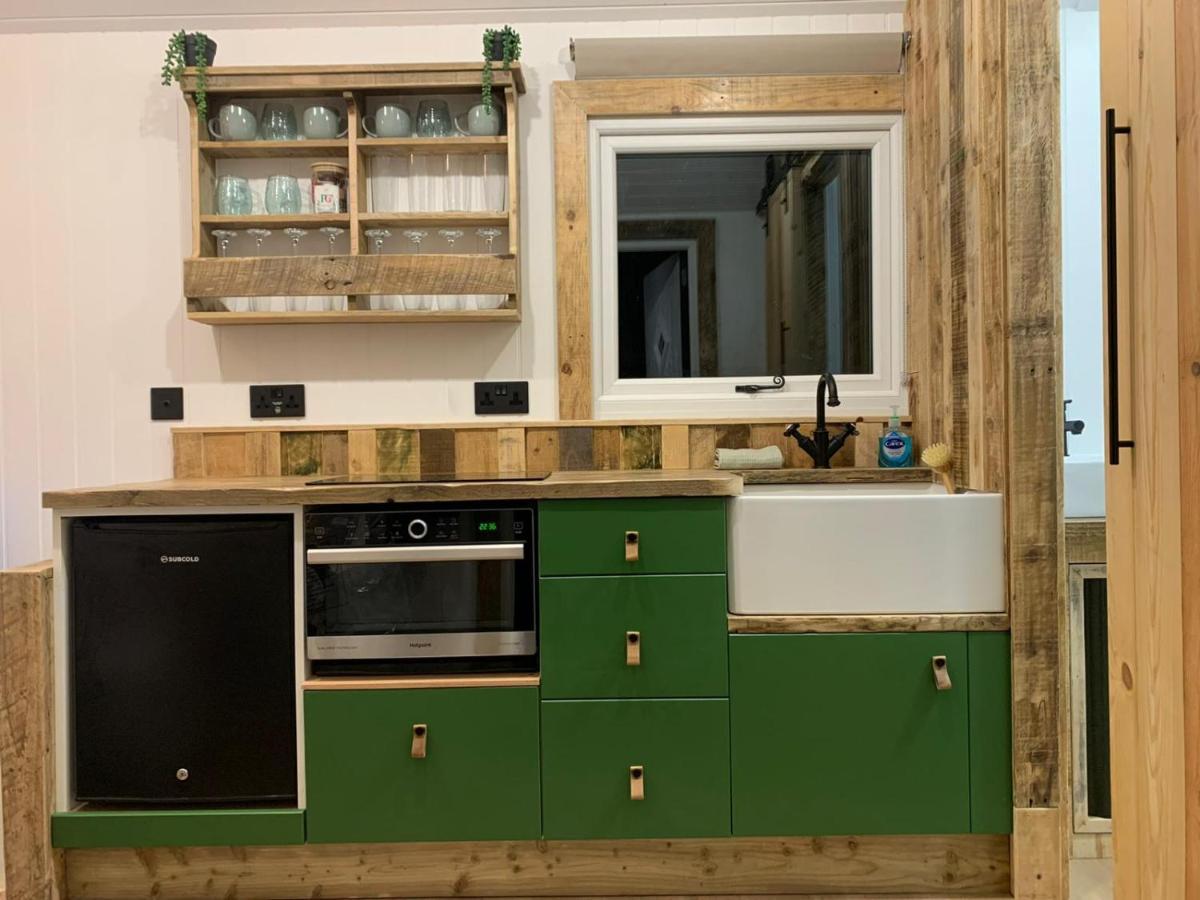 Holiday home Rusty - Shepherds Hut Sleeps Up To 4 *
